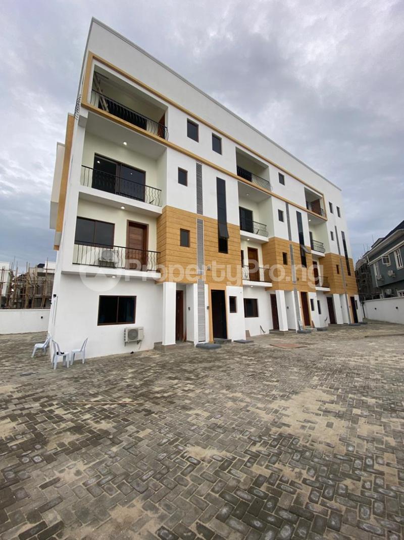House for sale Orchid Road Lekki Lagos