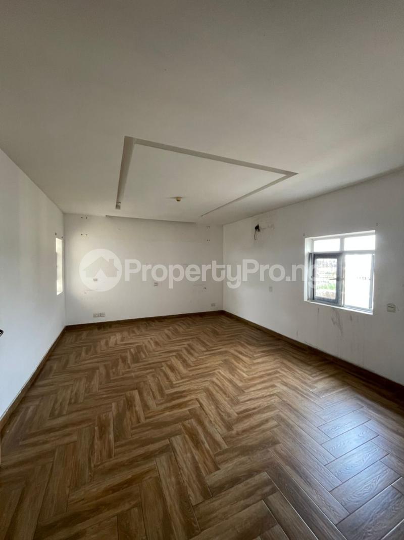 4 bedroom Flat / Apartment for rent Ologolo Lekki Lagos