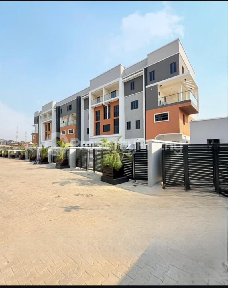 4 bedroom House for sale  Opebi Ikeja Lagos