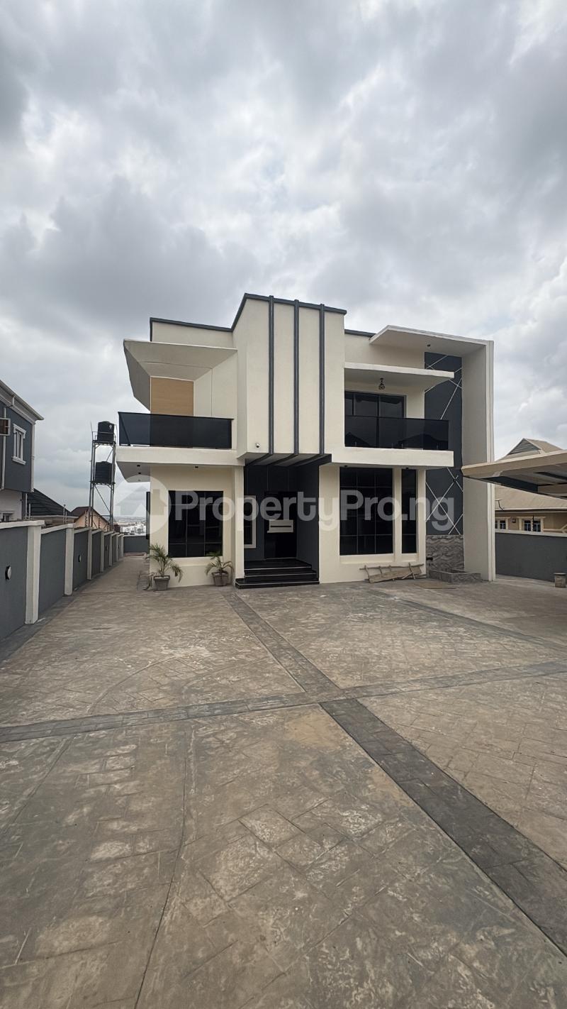 4 bedroom House for sale Carlton Gate Estate Akobo Ibadan Oyo