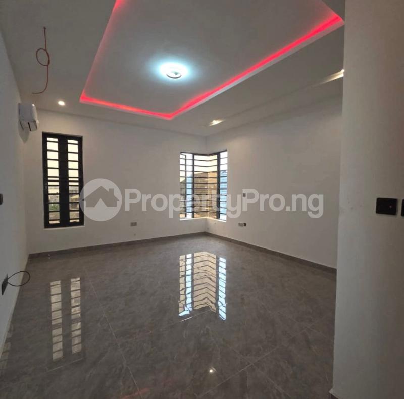4 bedroom House for sale Adeniyi Jones Ikeja Lagos