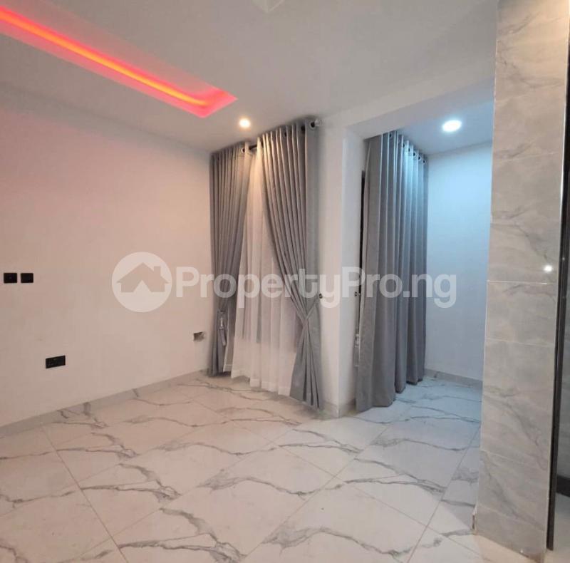 4 bedroom House for sale Adeniyi Jones Ikeja Lagos