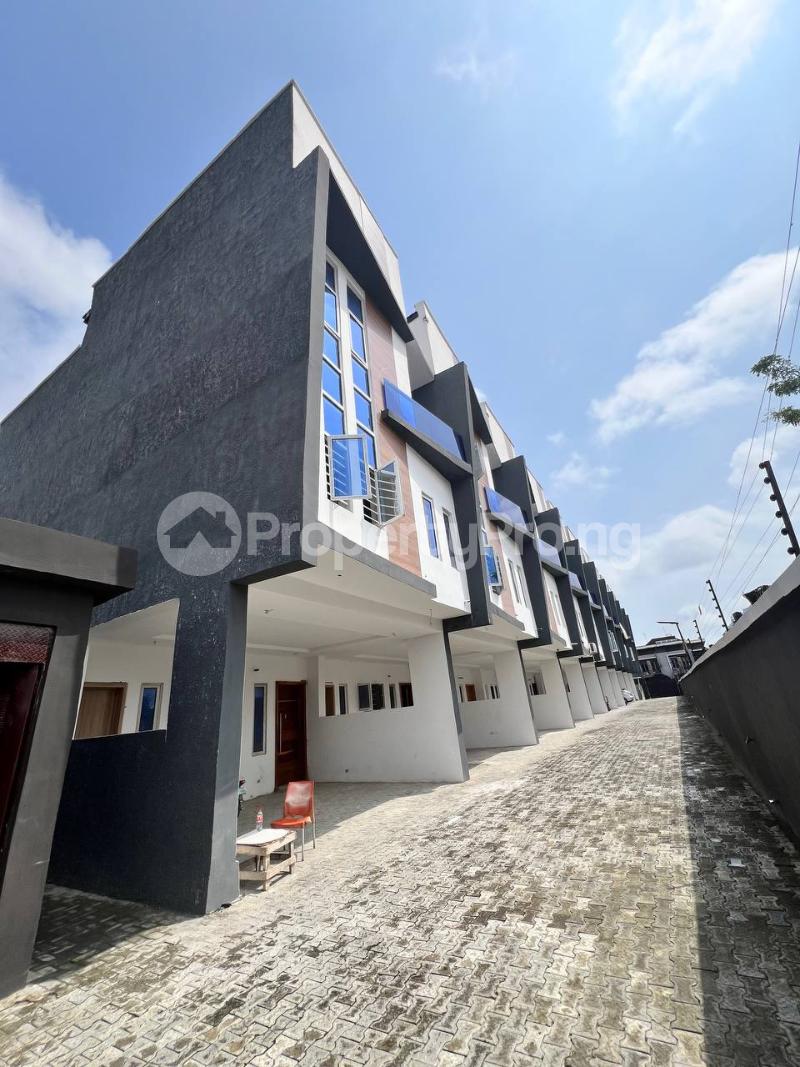 4 bedroom House for sale Ilasan Lekki Lagos