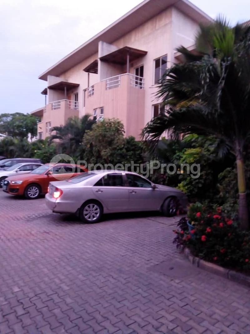 4 bedroom House for sale Heliconia Estate, Off Herbert Macaulay Way, Yaba, Lagos. Yaba Lagos