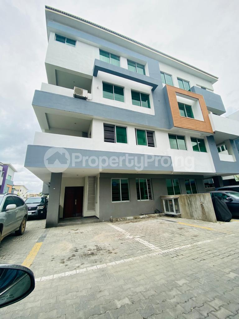 4 bedroom House for rent Off Meadow Hall School Ikate Lekki Lagos