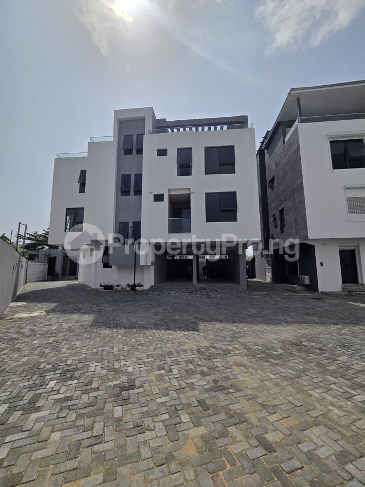 4 bedroom House for sale Lekki Phase 1 Lekki Lagos - 0