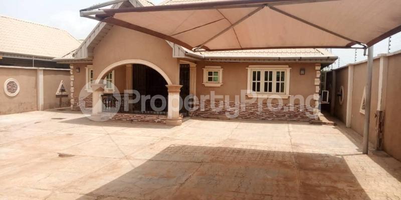 4 bedroom House for sale Unity Akatapa, Ologuneru Eleyele Ibadan Oyo