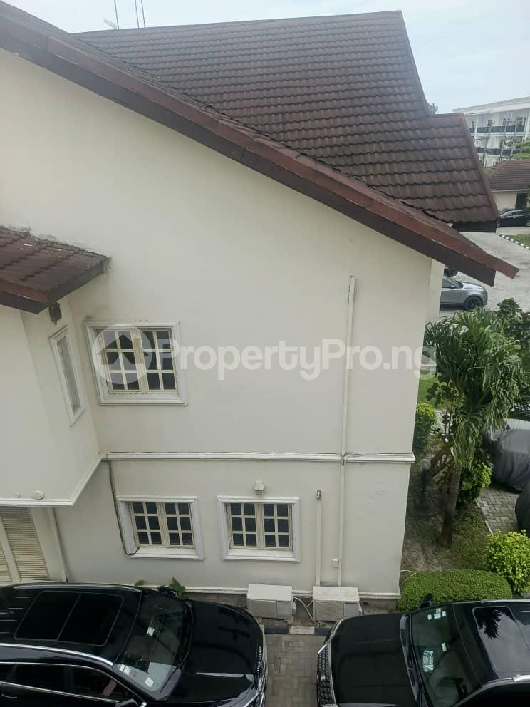 4 bedroom House for rent Dideolu Estate ONIRU Victoria Island Lagos