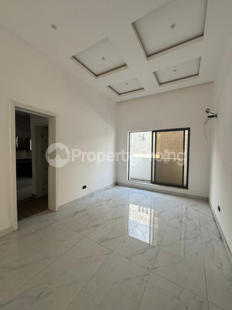 4 bedroom Flat / Apartment for rent ONIRU Victoria Island Lagos