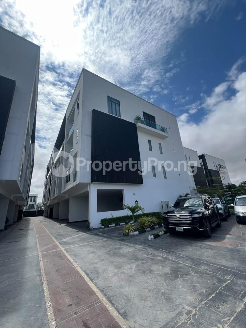 4 bedroom House for sale Ikate Lekki Lagos