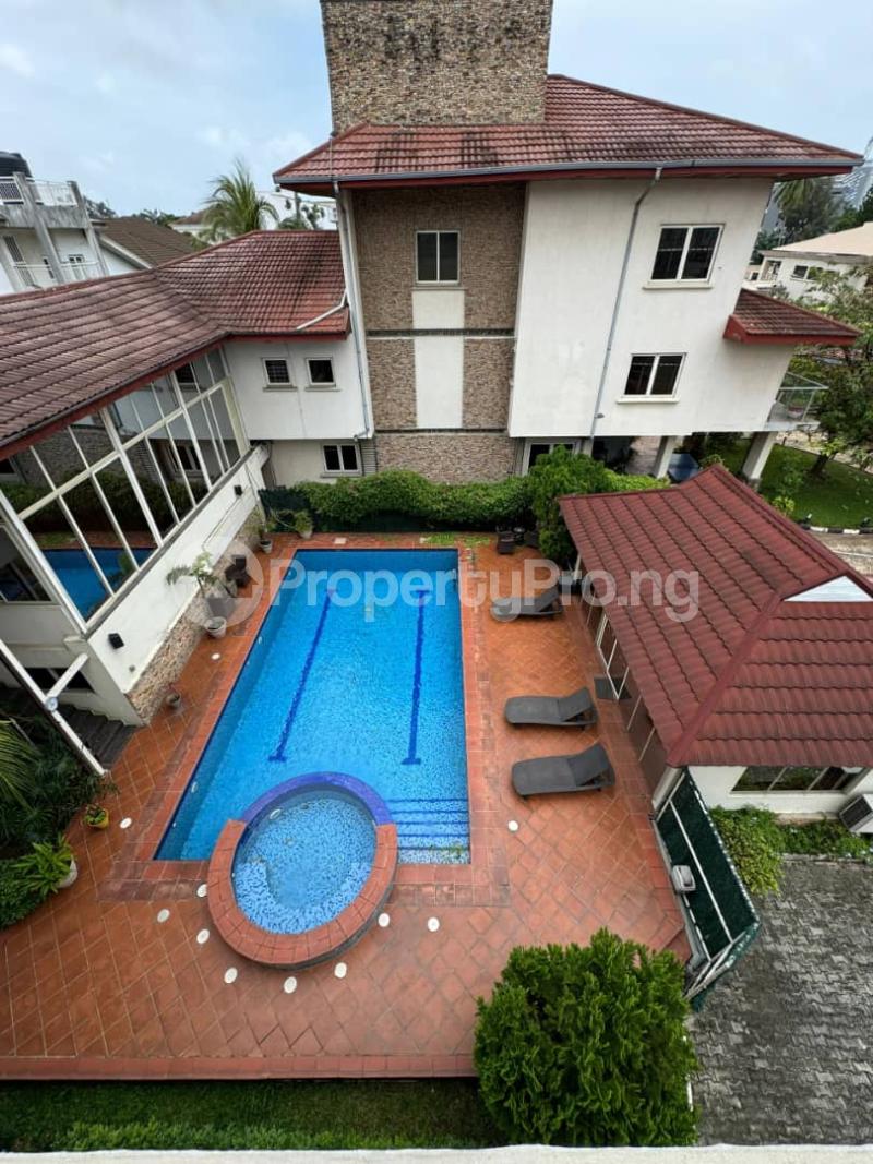 4 bedroom Flat / Apartment for rent Old Ikoyi Lagos
