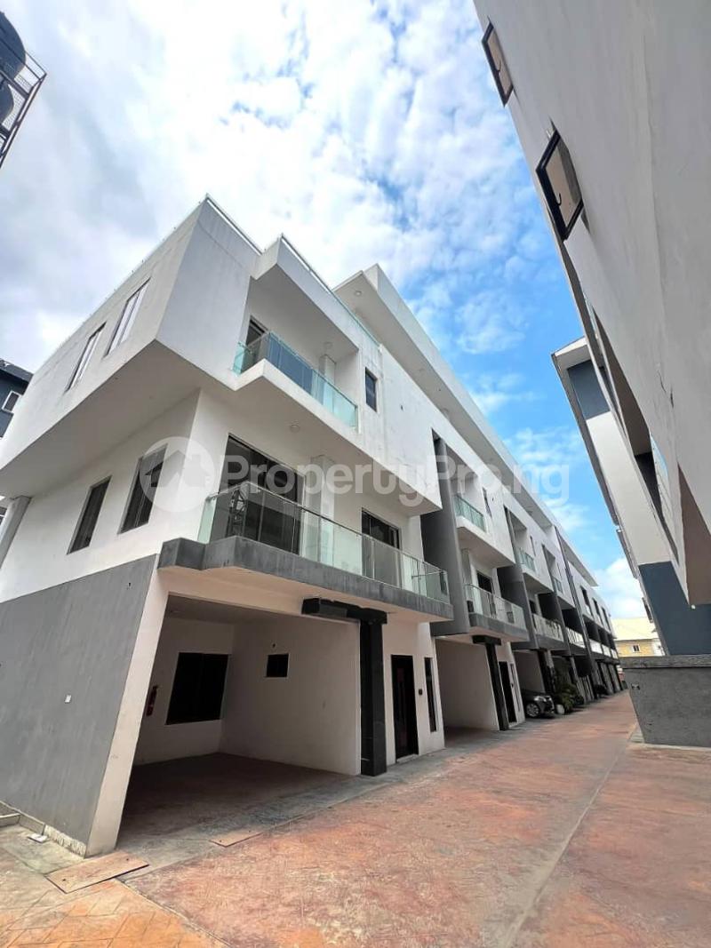 4 bedroom Flat / Apartment for sale ONIRU Victoria Island Lagos