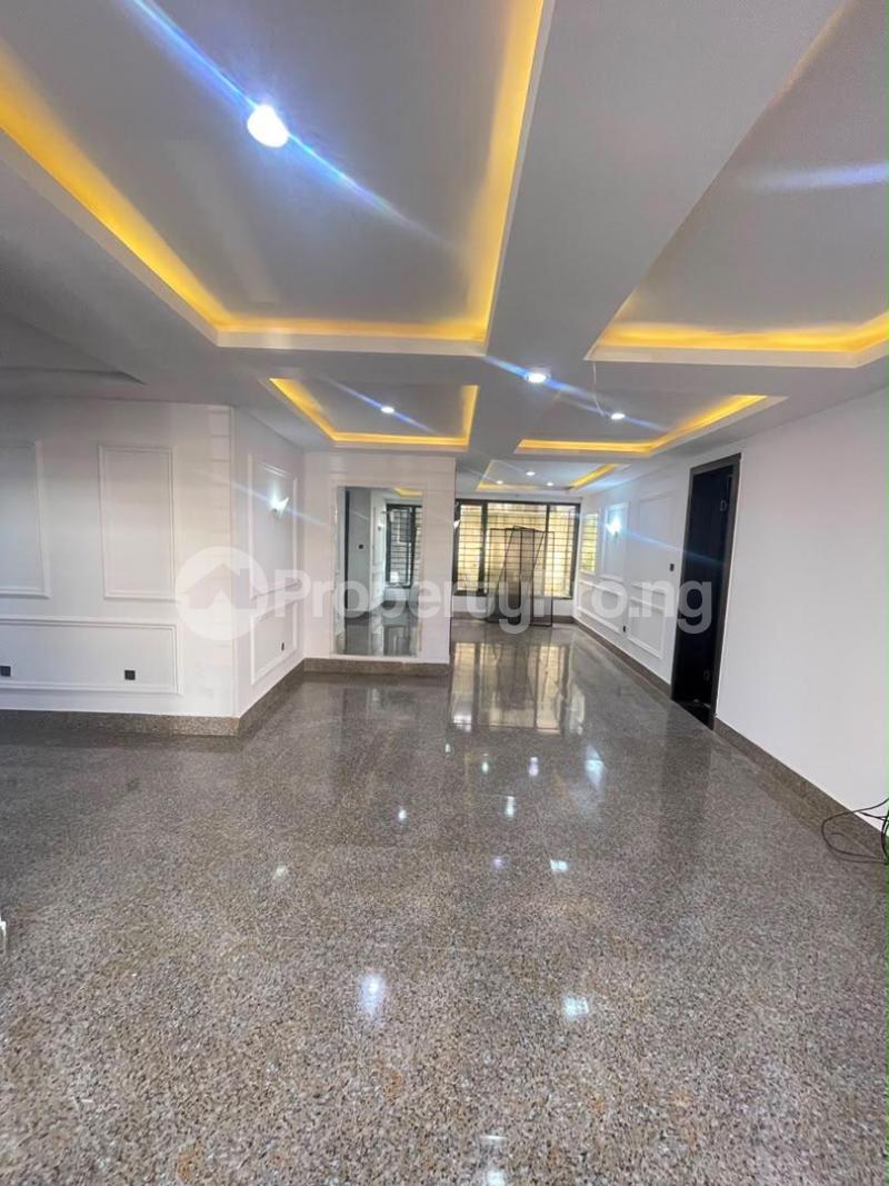 4 bedroom Flat / Apartment for rent Lekki Phase 1 Lekki Lagos