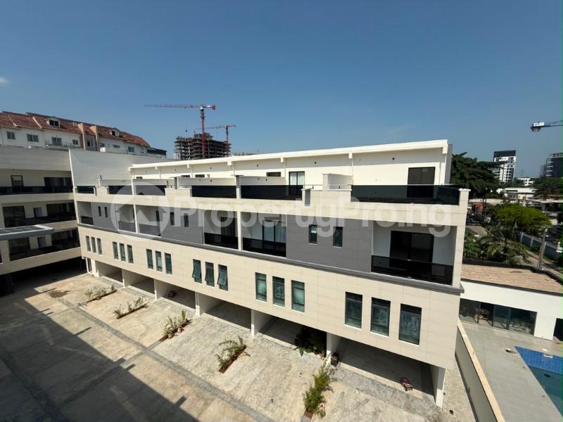 4 bedroom Flat / Apartment for rent Ikoyi Lagos
