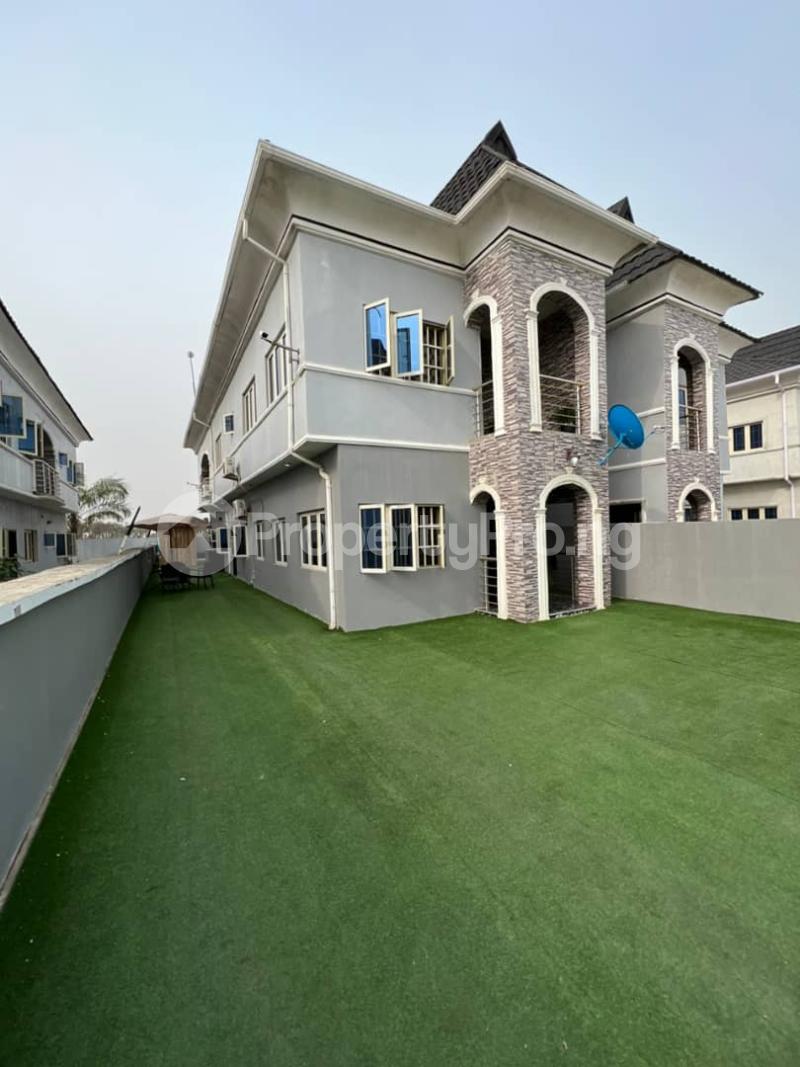 4 bedroom House for sale Abraham adesanya estate Ajah Lagos