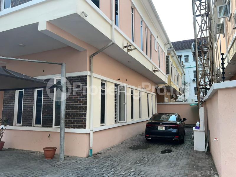 4 bedroom House for sale Chevron Drive Lekki Lagos