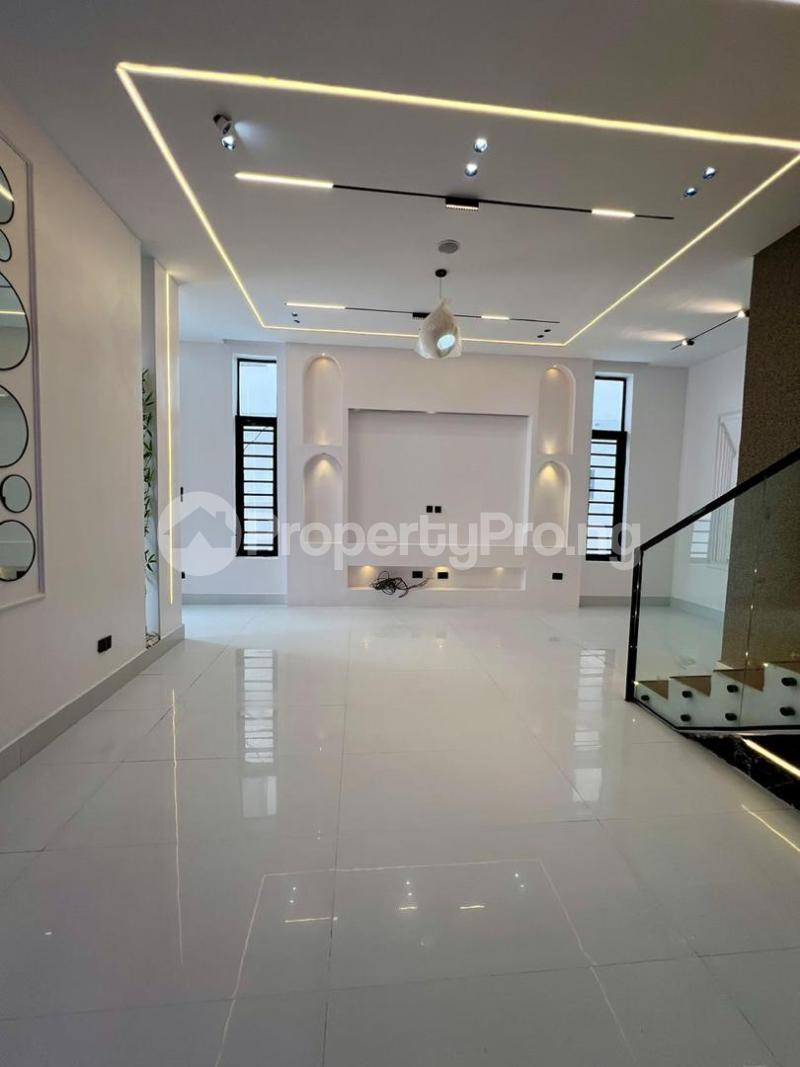 4 bedroom House for sale Ikota Lekki Lagos