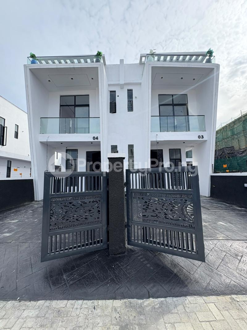 4 bedroom House for sale Lekki Lagos