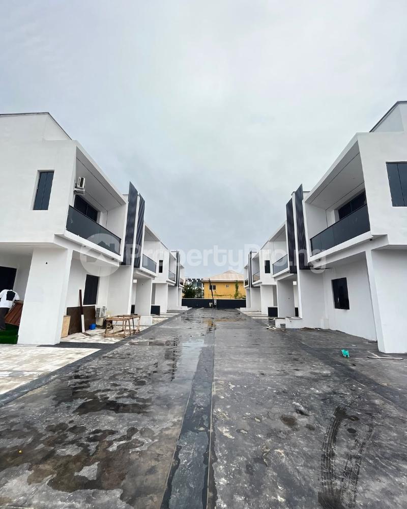 4 bedroom House for sale Abraham adesanya estate Ajah Lagos