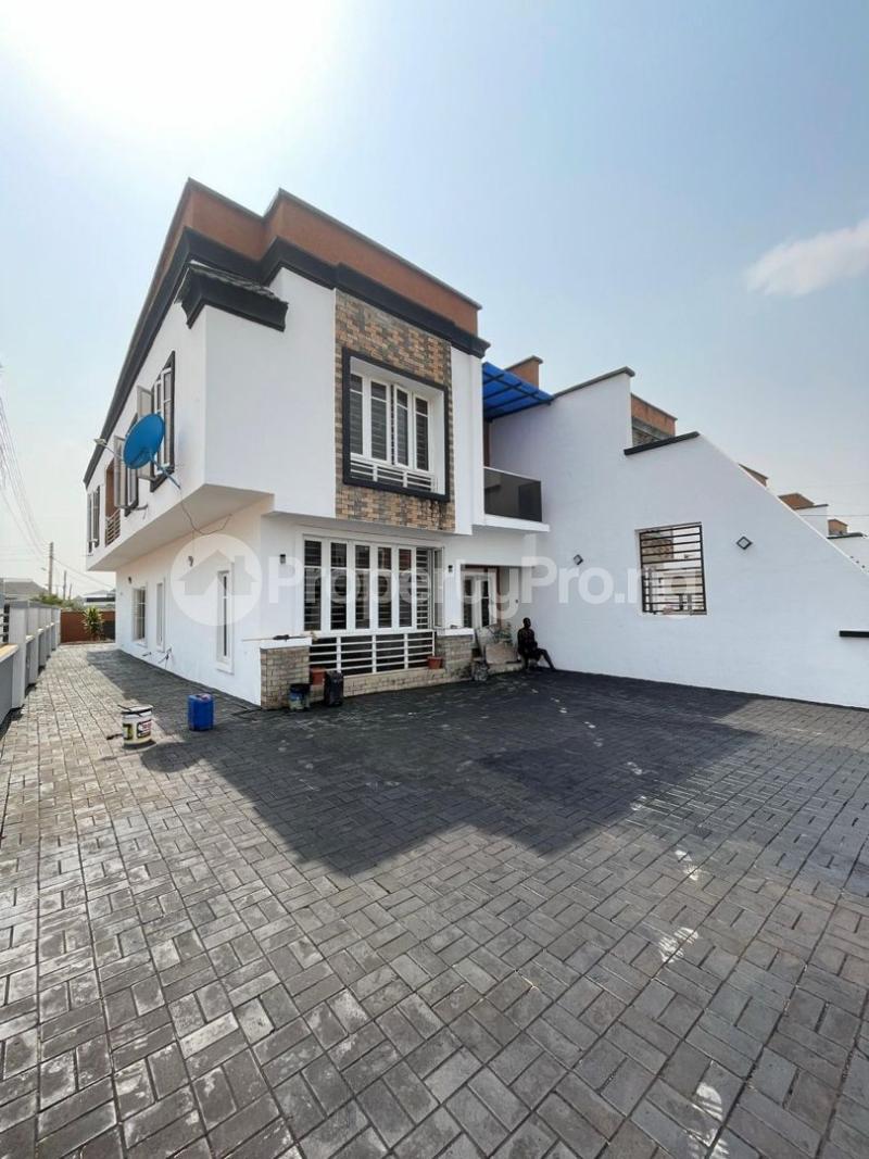 4 bedroom House for sale Carlton Gate Estate, Beside Kolapo, Ishola Gra Ibadan Oyo