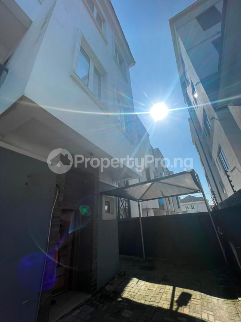 4 bedroom House for rent Ikate Lekki Lagos