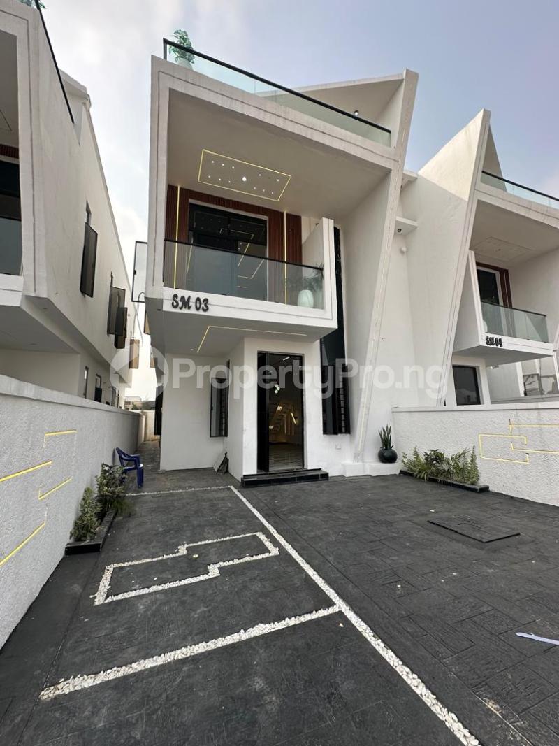 4 bedroom House for sale Ikota Lekki Lagos