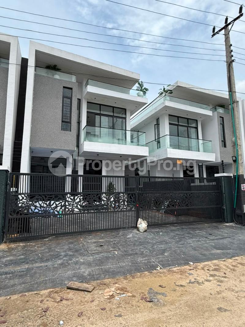 4 bedroom House for sale Ikota Lekki Lagos