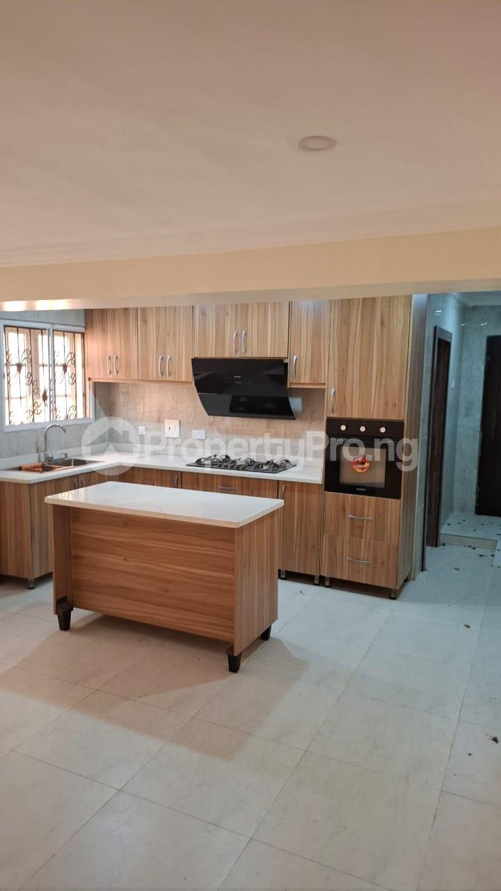 6 bedroom House for rent Airforce Housing Estate (bera Zone 3) Akobo Ibadan Oyo