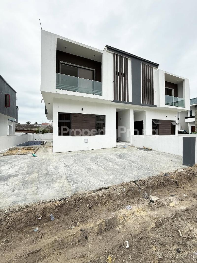 4 bedroom House for sale  Ologolo Lekki Lagos