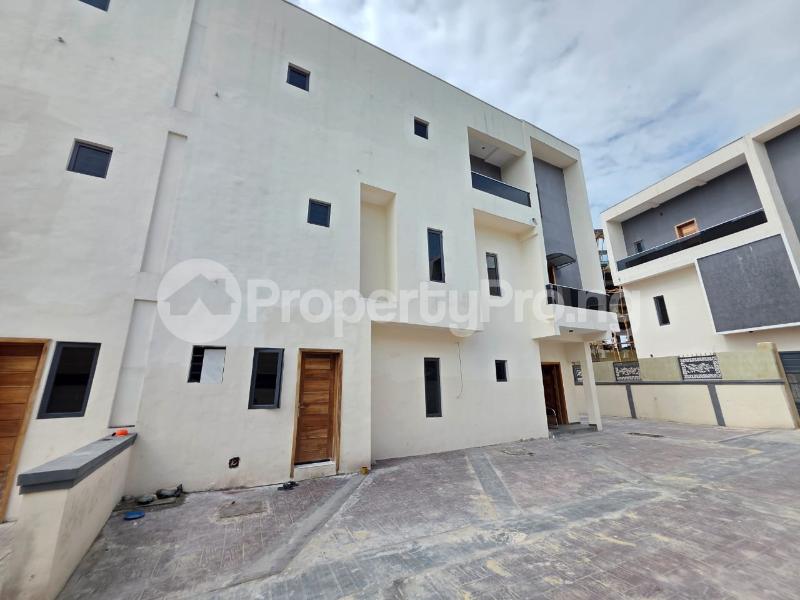 4 bedroom House for sale Chevron Lekki Lagos