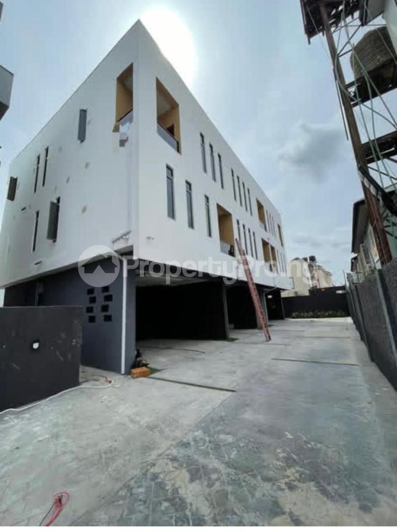 4 bedroom House for sale Osapa london Lekki Lagos - 0