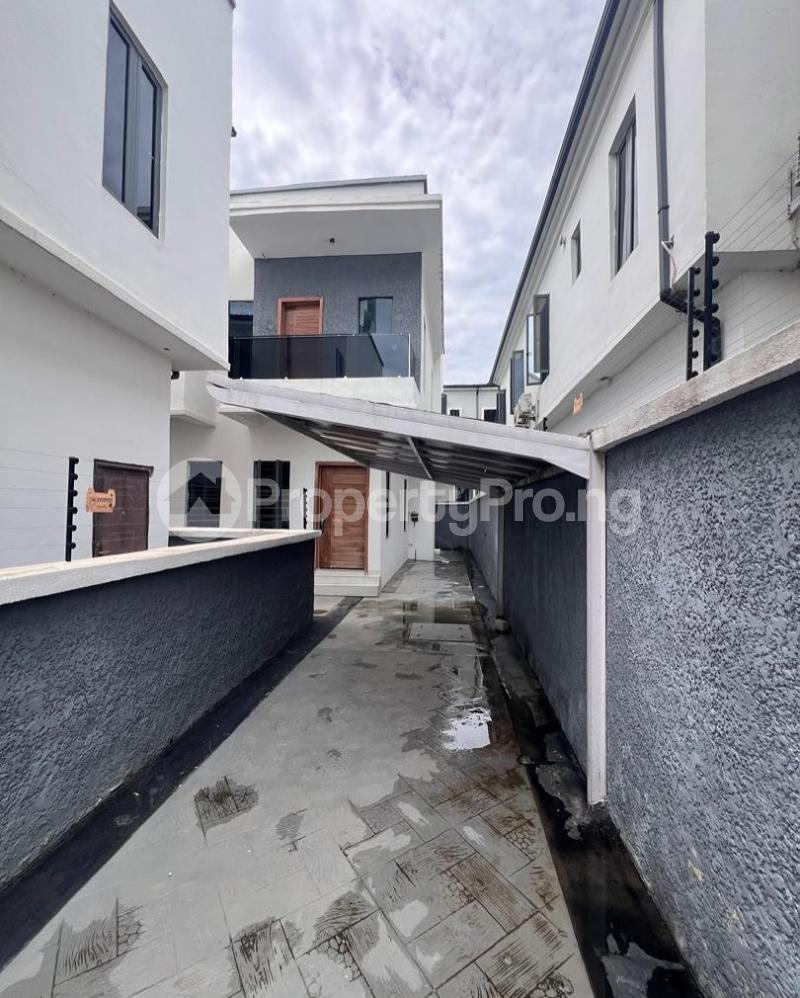 4 bedroom House for sale VGC Lekki Lagos