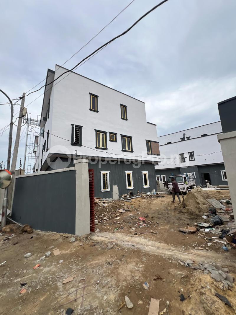 4 bedroom House for sale Maryland Lagos