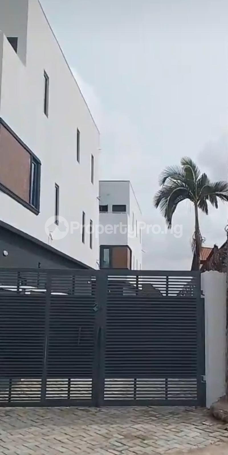 4 bedroom House for sale Anthony Village Maryland Lagos