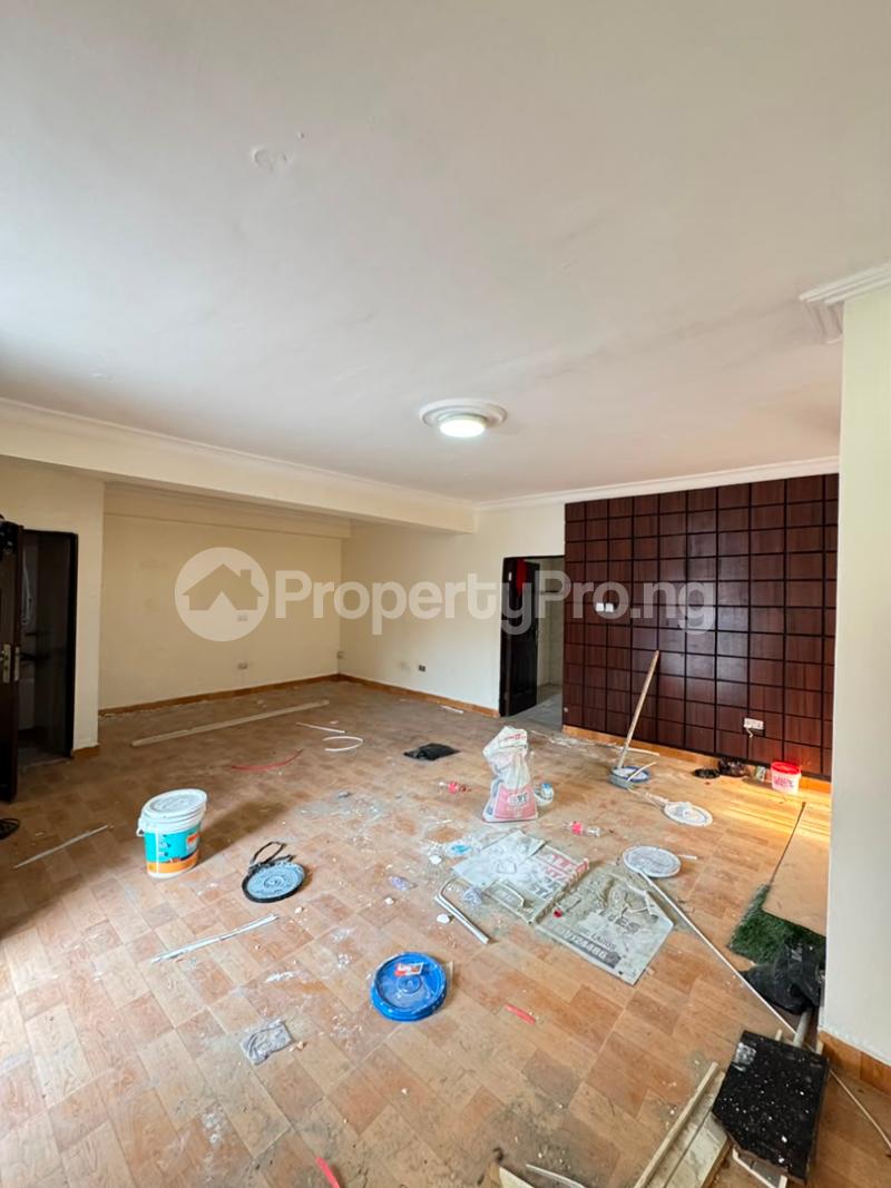 4 bedroom House for sale Surulere Lagos