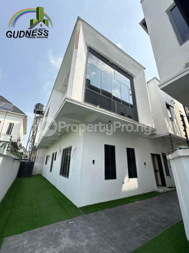 4 bedroom House for rent Chevron Lekki Lagos