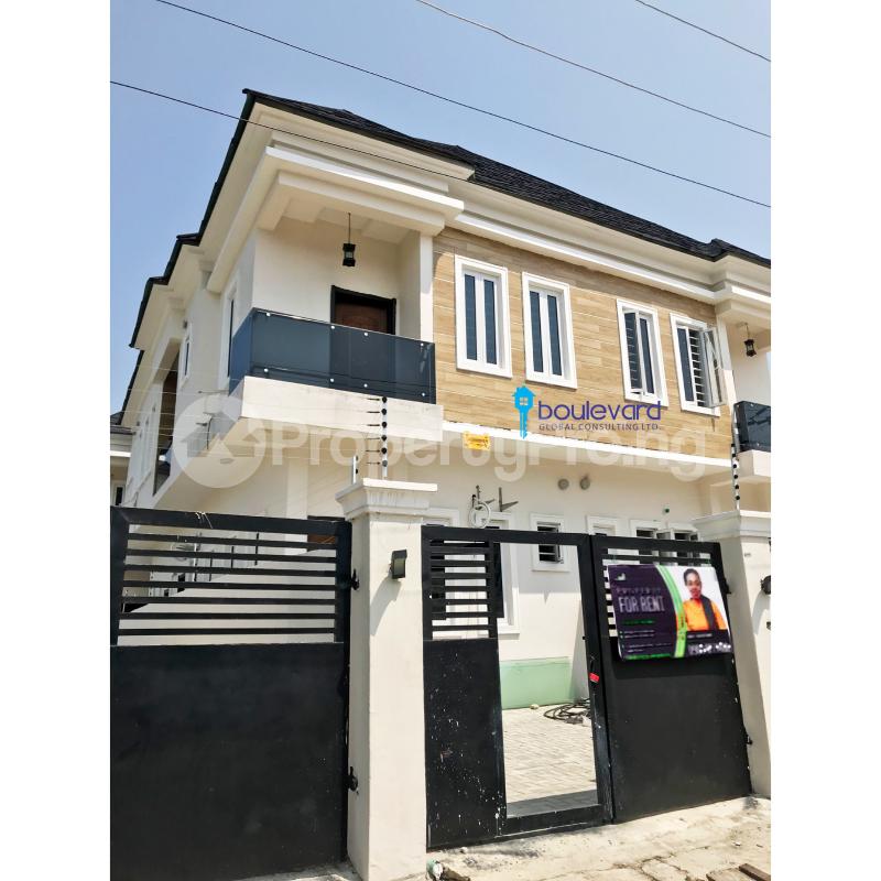 4 bedroom House for rent Orchid Rd Lekki Lagos