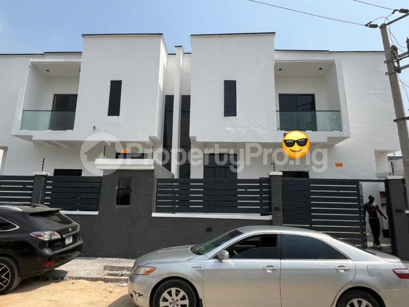 4 bedroom House for sale 2nd Toll Gate Lekki Phase 2 Lekki Lagos