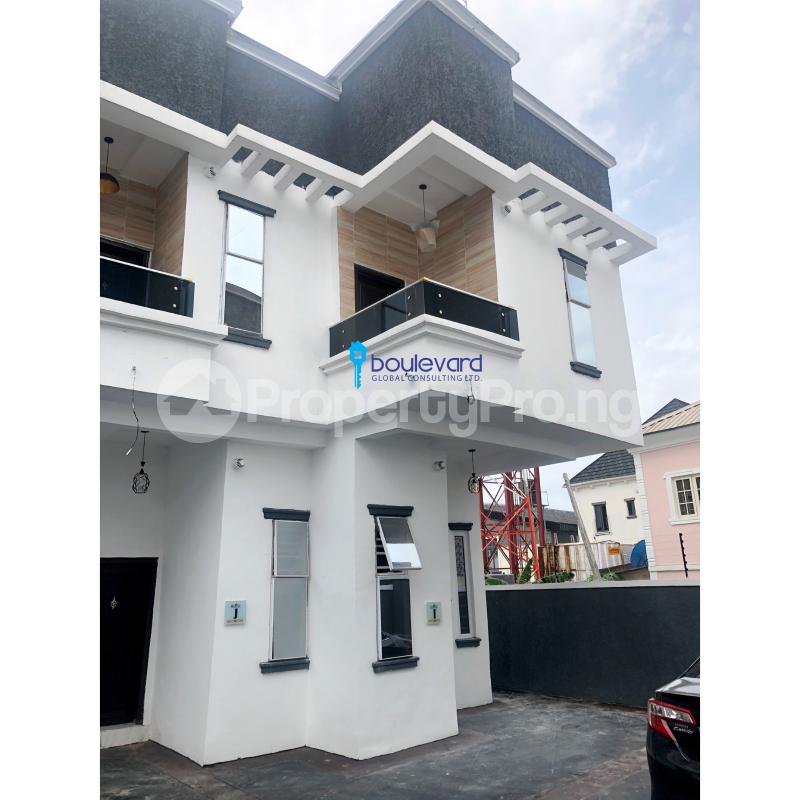 4 bedroom House for sale Orchid Rd, Lekki Lagos