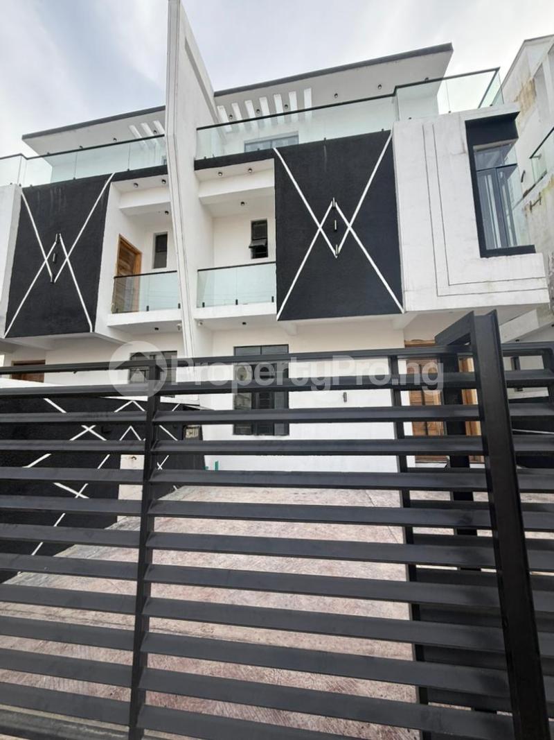4 bedroom House for sale Chevron Lekki Lagos
