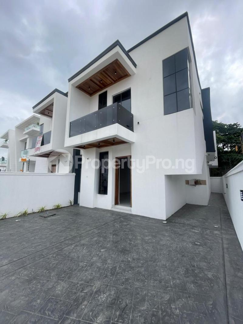4 bedroom House for sale chevron Lekki Lagos