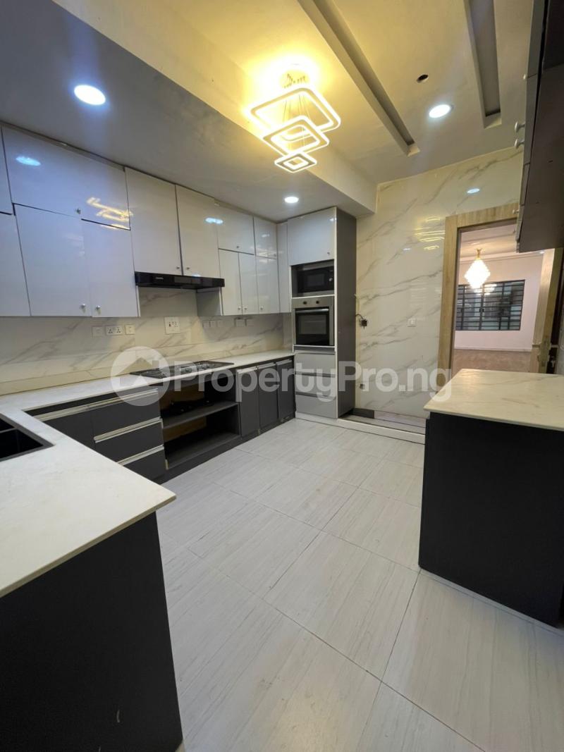 4 bedroom House for rent  Abraham adesanya estate Ajah Lagos
