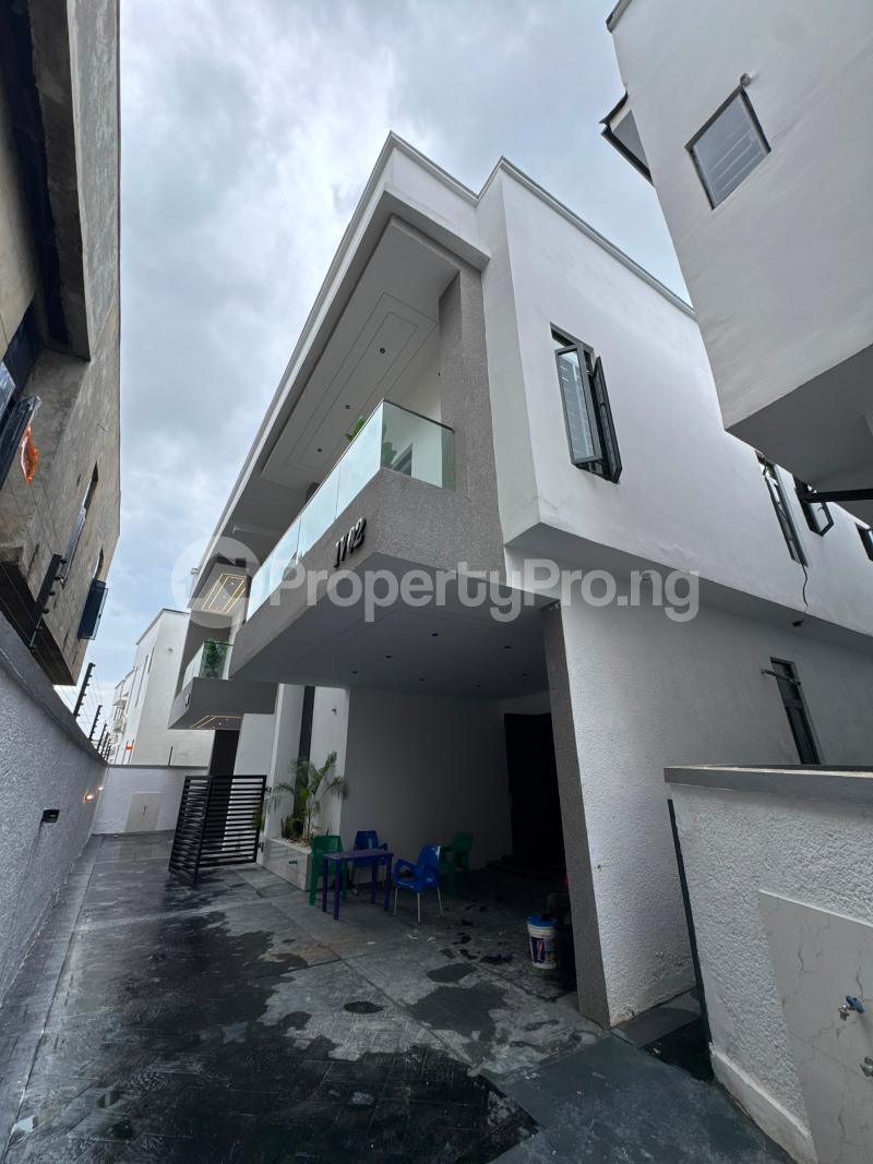 4 bedroom House for sale  Ikota Lekki Lagos