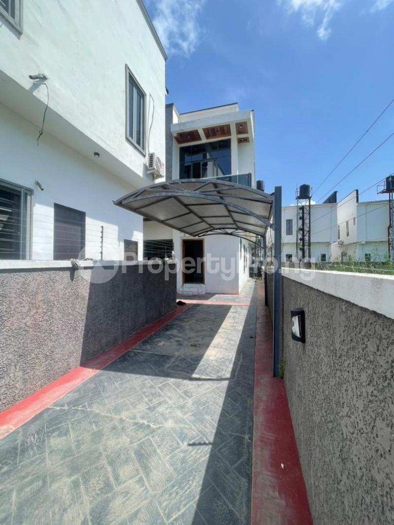 4 bedroom House for sale Orchid Lekki Lagos