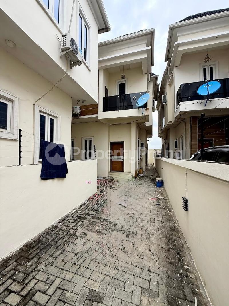 4 bedroom House for rent Ikota Lekki Lagos