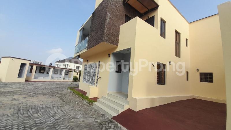 4 bedroom House for rent Lekki Lagos