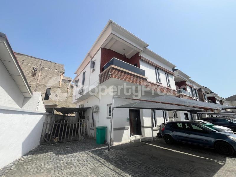 4 bedroom House for sale Off Olufemi Olatunji Street, Osapa london Lekki Lagos