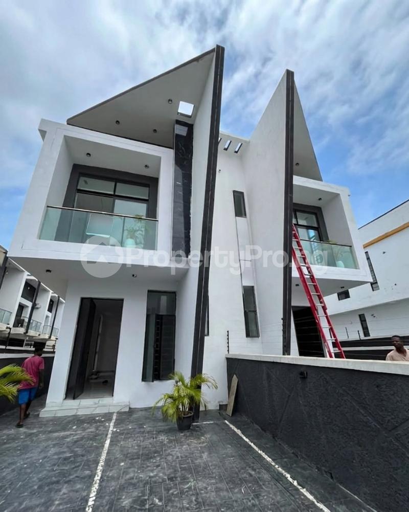 4 bedroom House for sale Ikota Lekki Lagos