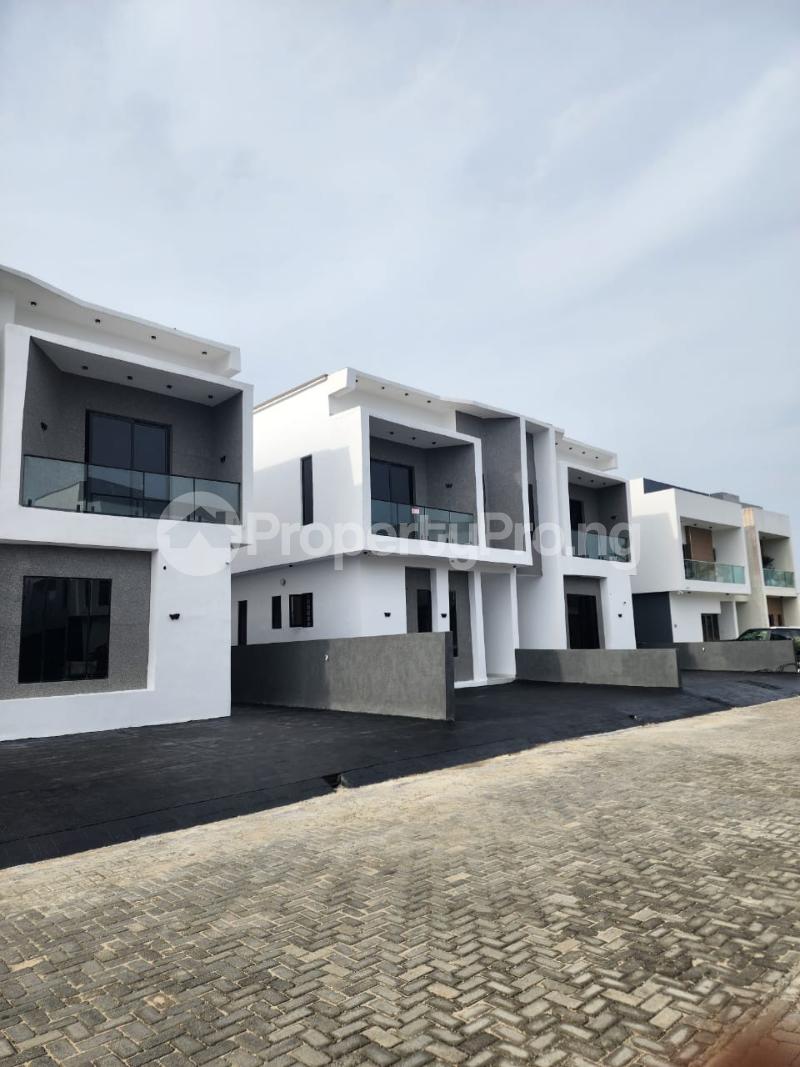 4 bedroom House for sale Abraham adesanya estate Ajah Lagos