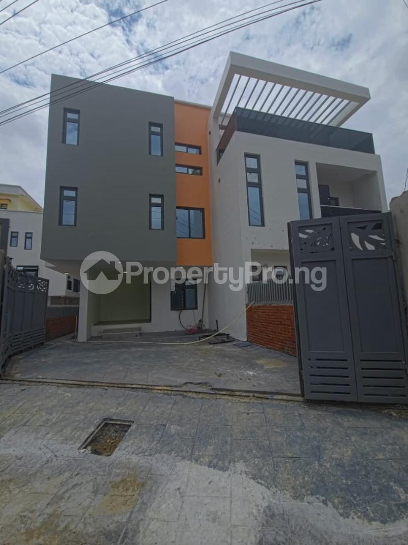 4 bedroom House for sale Maryland Lagos